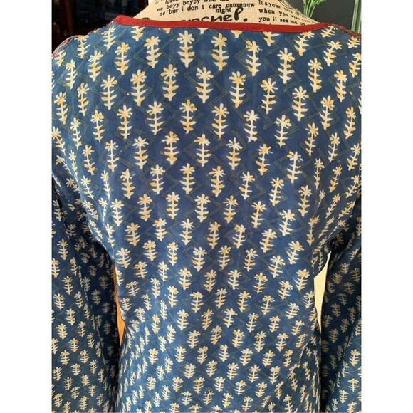 Tolani Indigo BoHo Silk Top - Picture 6 of 9